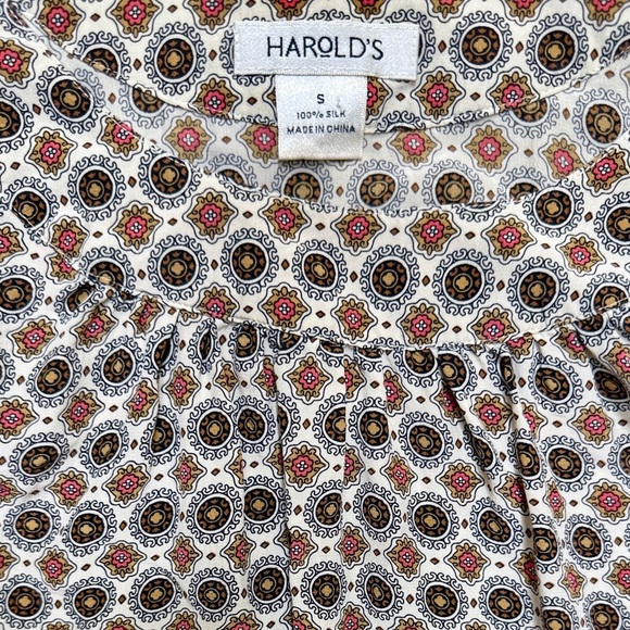 Vintage Harold’s 100% Silk Dotted Paisley Halter Tank Top Cream Tan Red Sz S - Picture 12 of 13